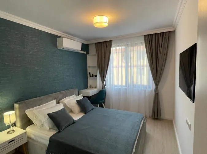 Luxury Private Near Life Apartmán