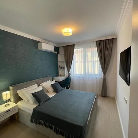 Luxury In Life Apartment