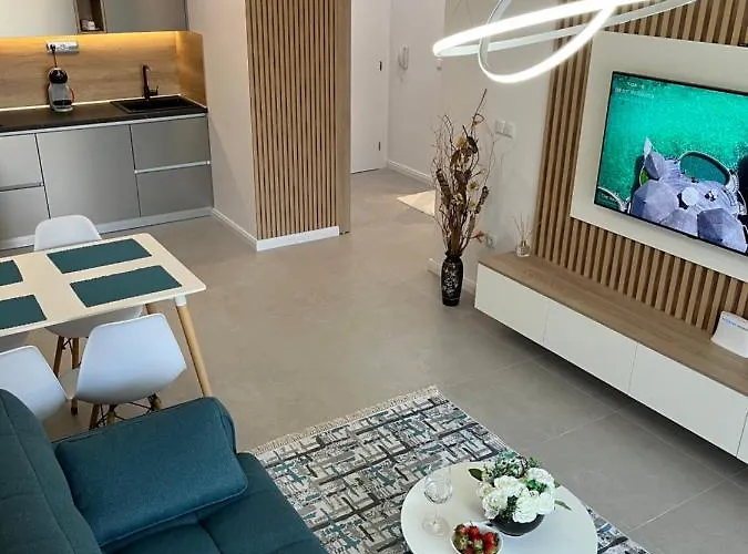 Luxury Private Near Life Apartament Sozopol